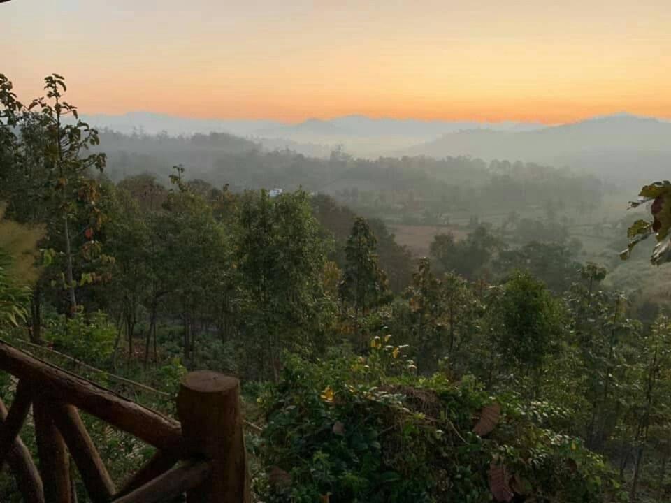 Khunyuam Resort Ban Khun Yuam Esterno foto